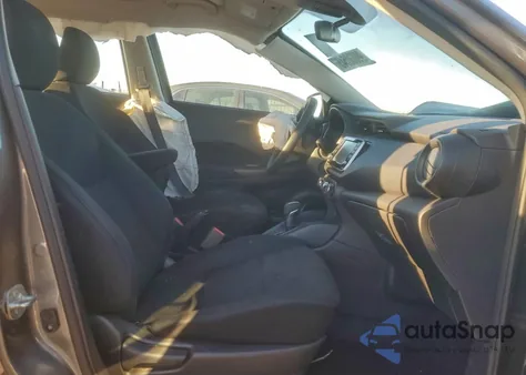 2024 Nissan Kicks S из США, поврежденный, VIN 3N1CP5BV3RL521876